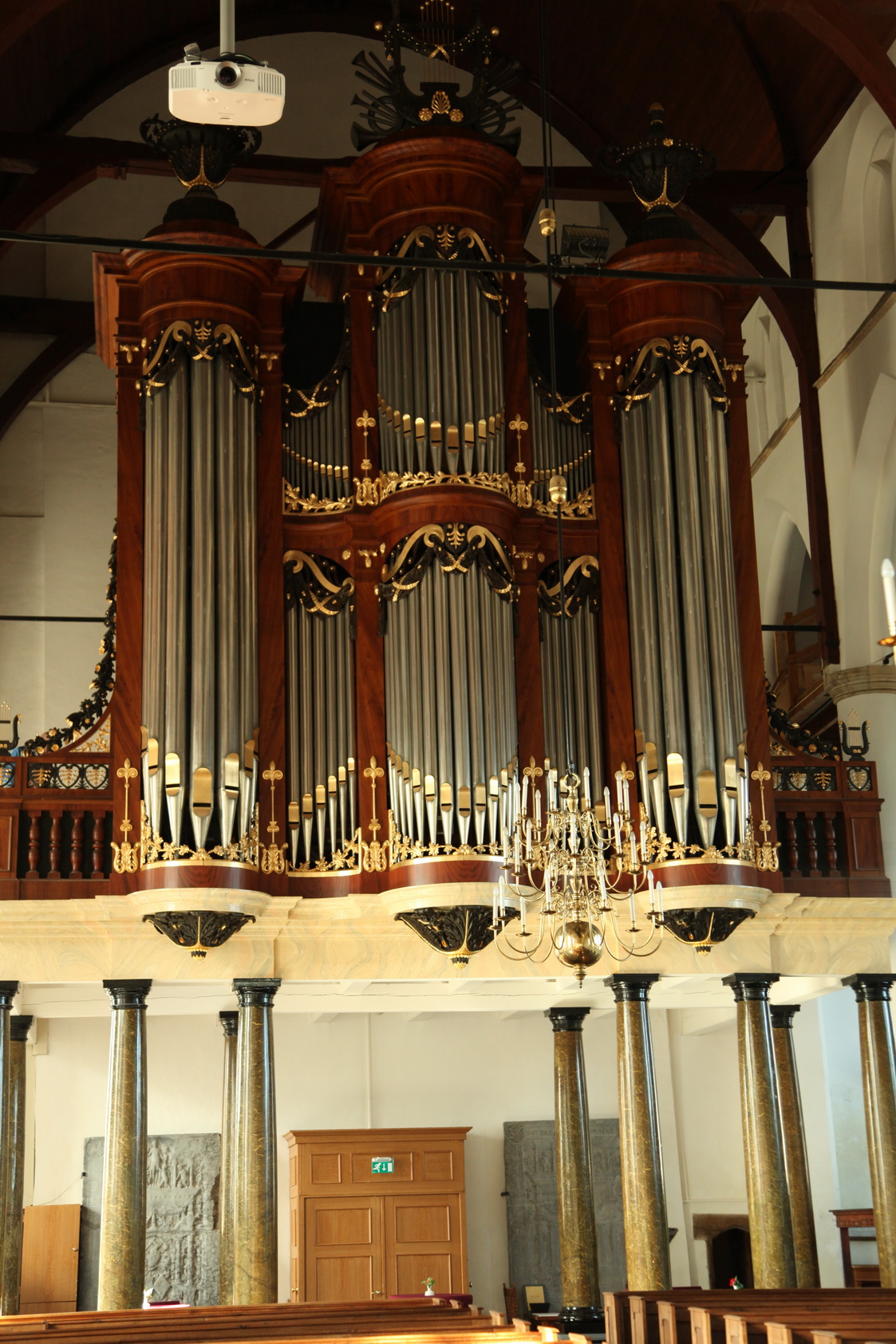 Het van Dam-orgel uit 1842  in de Grote- of Martinikerk in Franeker